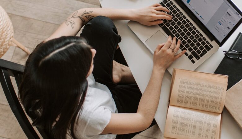 Cómo usar Moodle para un examen de admisión y superar problemas de infraestructura